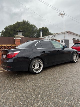 BMW e60 520i
