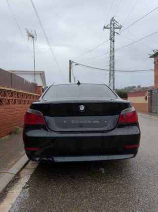 BMW e60 520i