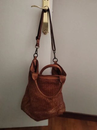 Bolso piel XL trenzado, color coñac