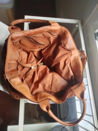 Bolso piel XL trenzado, color coñac