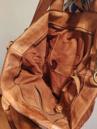 Bolso piel XL trenzado, color coñac