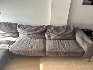 Sofá chaiselongue tela marrón/gris