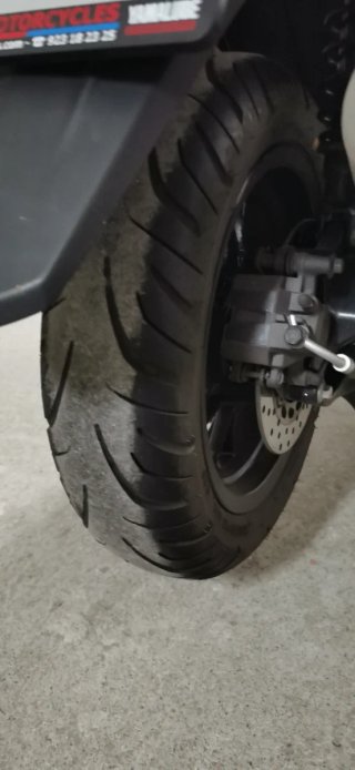 Yamaha Tricity 125 gris