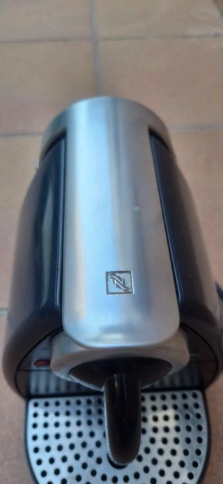 Cafetera Nespresso Krups Negra