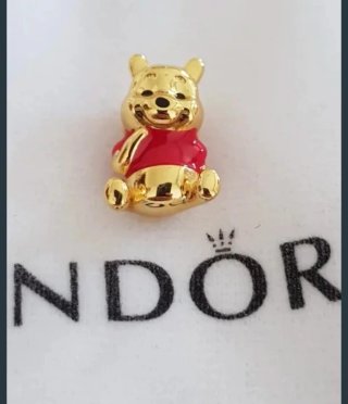 Charm Pandora Winnie the Pooh dorado