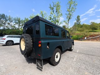 Land Rover Defender 1982