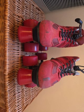 Patines Azemad Rojos  Liceo La Paz