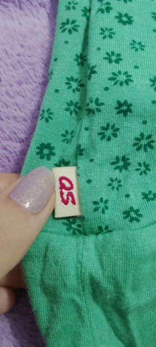 Camiseta verde estampada mujer