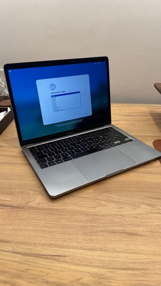 MacBook Pro 13 2020 1TB SSD