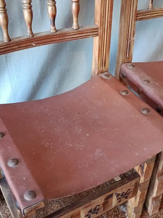 Lote 4 sillas castellanas rústicas madera y cuero