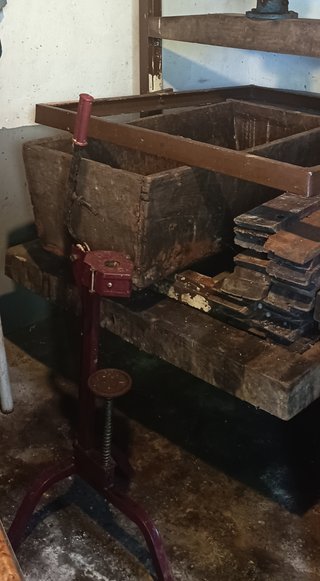 Lagar Sidra, Corchadora, Barricas Botellas sidra.
