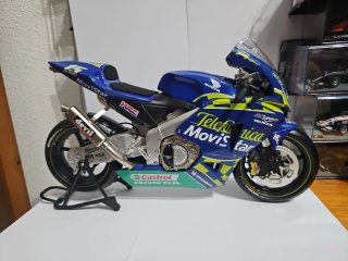 Maqueta Moto Guiloy 1/6 Sete Gibernau 2003