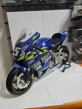 Maqueta Moto Guiloy 1/6 Sete Gibernau 2003