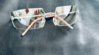 Gafas de sol Chanel plateadas y rosas