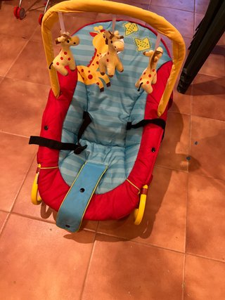 Hamaca para bebé con jirafas