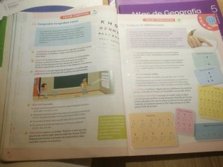Libros 5° de Primaria Santillana y Oxford