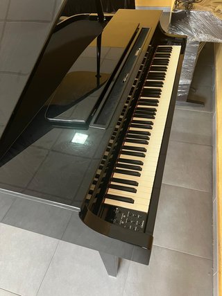 Piano de cola digital Yamaha Clavinova CLP-665GP