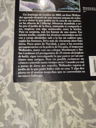 Huesos En el Jardín - Henning Mankell