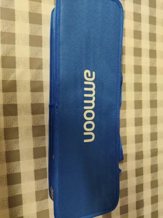 Melódica Ammoon con funda azul