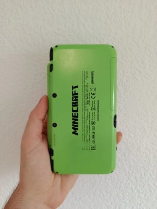 Nintendo 2DS XL Creeper