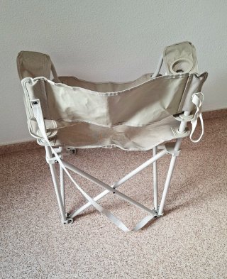 Silla plegable con portavasos