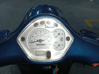 Vespa 200 GT Azul 2004