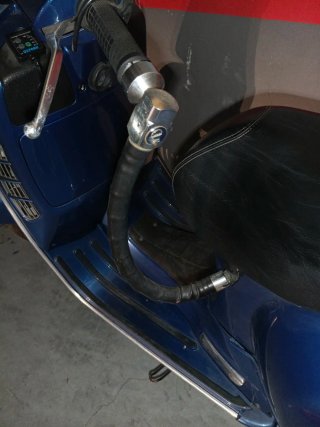 Vespa 200 GT Azul 2004