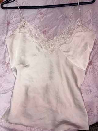 Blusa tirantes encaje rosa y blanco