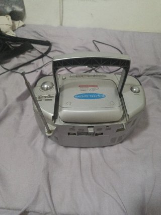Radio CD Bravo King Digital Sound Para Reparar