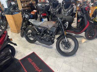 Brixton Crossfire 125cc - Impecable