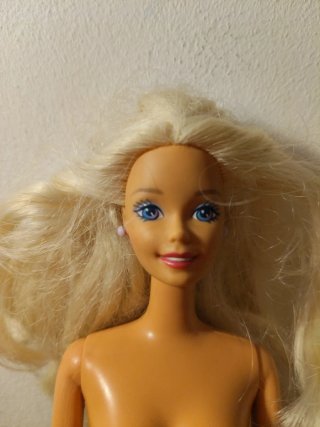 Barbie, anni '90. Lila
