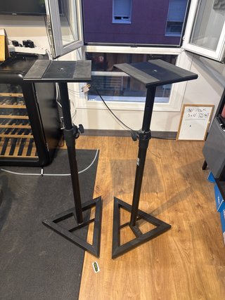 Soportes para Monitores de Estudio