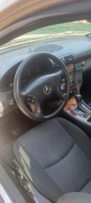 Mercedes-Benz Clase C 2003