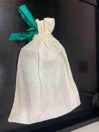 Bolso fiesta Unisa piel gris detalle metálico