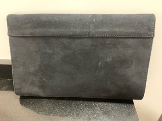 Bolso fiesta Unisa piel gris detalle metálico