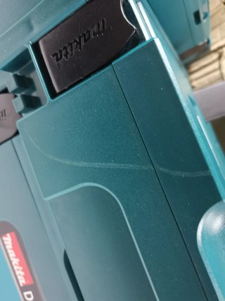 3 maletines Makita makpac con pequeñas taras