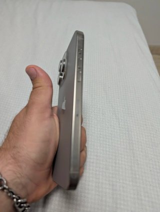 iPhone 15 Pro Max Titanio