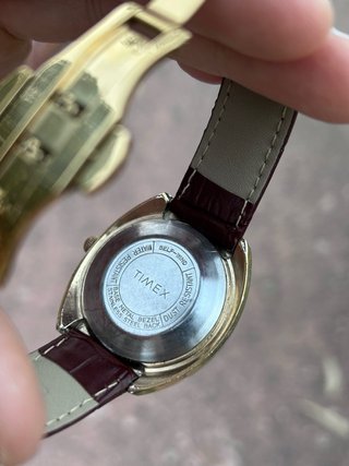 Reloj Timex Automático Dorado Correa Marrón