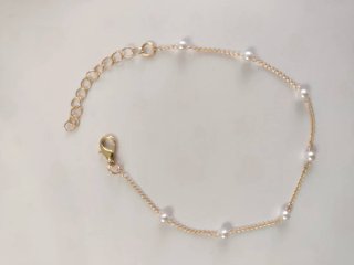Pulsera con perlas