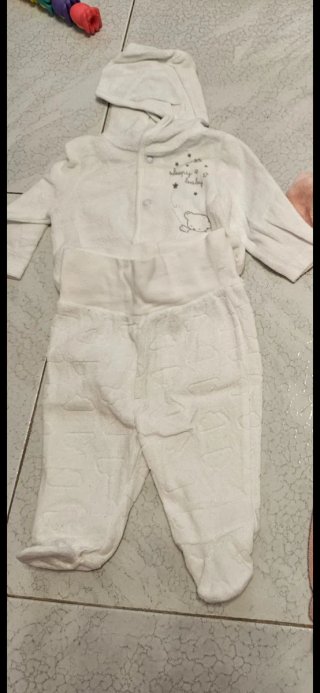 Conjunto bebé blanco con osito talla 1 mes