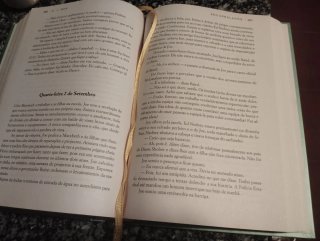 Livro Seleções do Livro Romances Como Novo