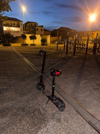 Patinete eléctrico con asiento ZWHEEL