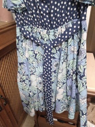 Vestido lunares y flores TWISTED