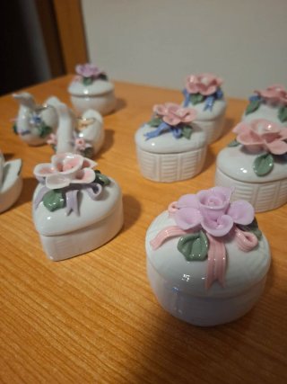 Lote 12 Mini Joyeros Porcelana Flores