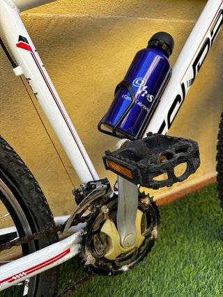 Bicicleta de montaña blanca 5400