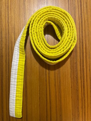 Cinturón Artes Marcuañes Blanco y Amarillo