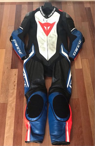 Mono Dainese Laguna Seca 4 Talla 48