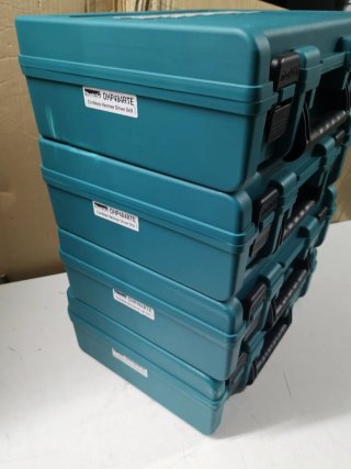 4 maletines makita para taladro a bateria.