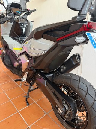 Honda X-ADV 750 Gris/Amarillo