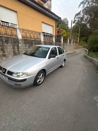 SEAT Cordoba 2002